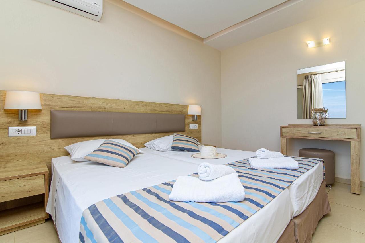 Theo Star Beach Hotel มาเลีย ภายนอก รูปภาพ